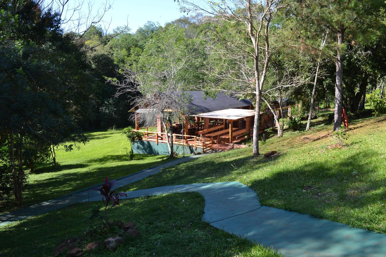 Amaraka Lodge Leandro N. Alem  Exterior photo